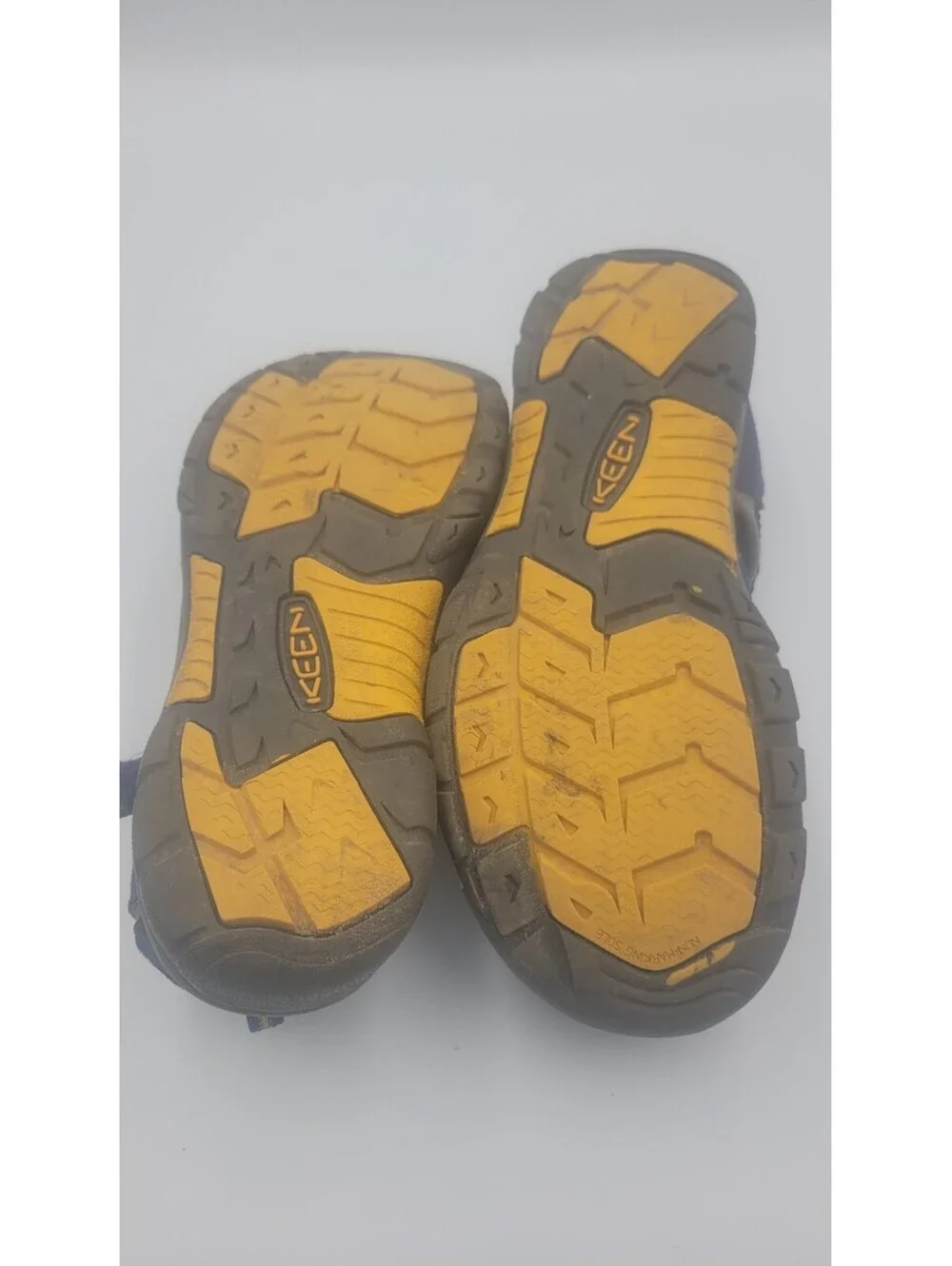 Keen Men's Size 7 Blue Outdoor Sport Sandals with Protective Toe Cap